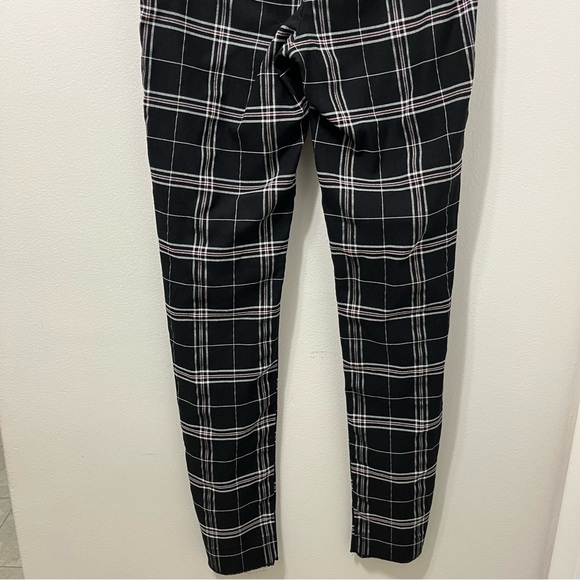 LE CHATEAU BLACK PLAID STRAIGHT LEG TROUSERS - Picture 8 of 10
